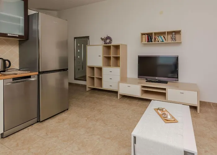 Tukara 3 By Interhome Vir